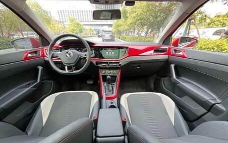 Volkswagen Polo, 2022 год, 1 080 000 рублей, 10 фотография