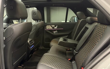 Mercedes-Benz GLE, 2025 год, 18 950 000 рублей, 24 фотография