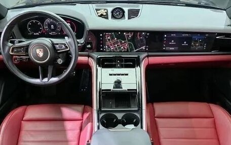 Porsche Panamera, 2024 год, 17 455 000 рублей, 7 фотография