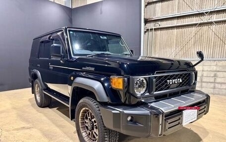 Toyota Land Cruiser 70, 2024 год, 7 600 000 рублей, 4 фотография