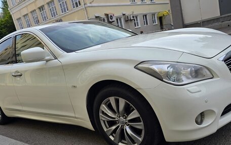 Infiniti Q70 I, 2014 год, 1 840 000 рублей, 3 фотография