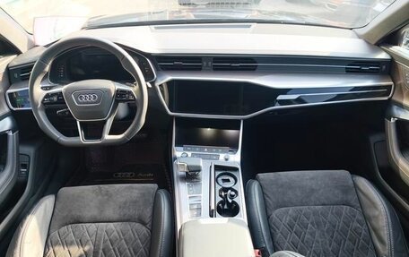 Audi A6, 2023 год, 6 200 000 рублей, 6 фотография