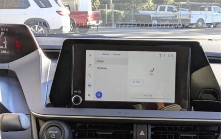 Toyota Prius IV XW50, 2025 год, 4 302 000 рублей, 16 фотография