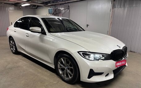 BMW 3 серия, 2020 год, 3 000 000 рублей, 2 фотография