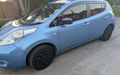 Nissan Leaf I, 2015 год, 646 000 рублей, 4 фотография