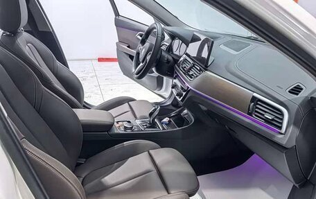 BMW 1 серия, 2022 год, 1 900 000 рублей, 7 фотография