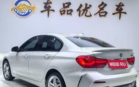 BMW 1 серия, 2022 год, 1 900 000 рублей, 2 фотография