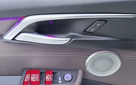 BMW 1 серия, 2022 год, 1 900 000 рублей, 13 фотография