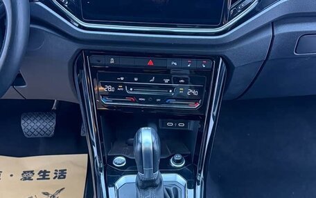 Volkswagen T-Roc I, 2022 год, 2 480 010 рублей, 8 фотография