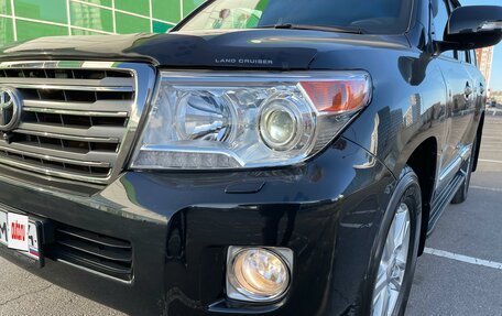 Toyota Land Cruiser 200, 2012 год, 9 000 000 рублей, 1 фотография