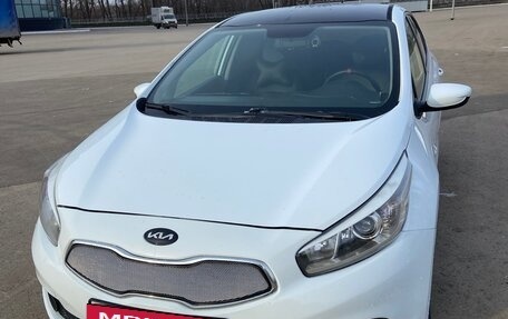 KIA cee'd III, 2014 год, 1 100 000 рублей, 2 фотография