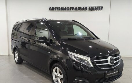 Mercedes-Benz V-Класс, 2017 год, 3 890 000 рублей, 3 фотография