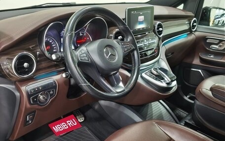 Mercedes-Benz V-Класс, 2017 год, 3 890 000 рублей, 9 фотография