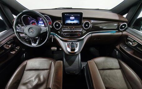 Mercedes-Benz V-Класс, 2017 год, 3 890 000 рублей, 12 фотография