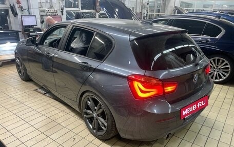 BMW 1 серия, 2018 год, 1 950 000 рублей, 3 фотография