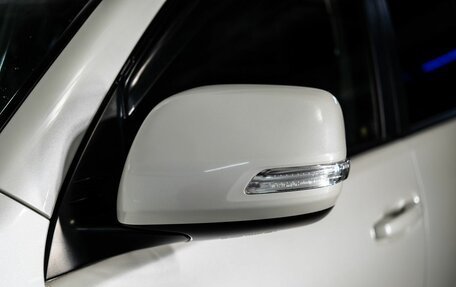 Toyota Land Cruiser Prado 150 рестайлинг 2, 2019 год, 4 400 000 рублей, 19 фотография