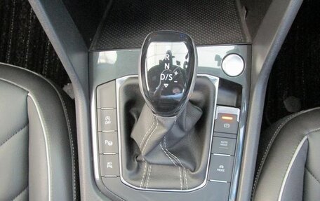 Volkswagen Tiguan II, 2022 год, 1 950 000 рублей, 17 фотография