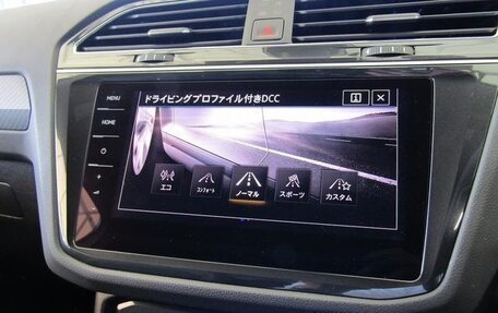 Volkswagen Tiguan II, 2022 год, 1 950 000 рублей, 24 фотография