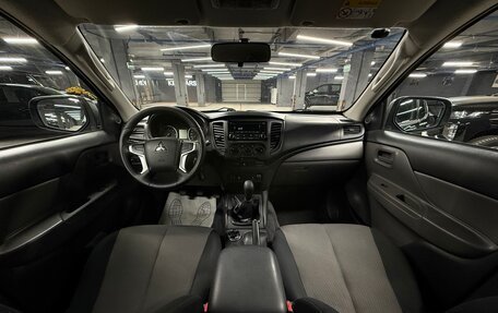 Mitsubishi L200 IV рестайлинг, 2018 год, 1 955 000 рублей, 7 фотография