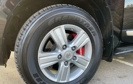 Toyota Land Cruiser 200, 2012 год, 9 000 000 рублей, 22 фотография