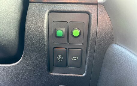 Toyota Land Cruiser 200, 2012 год, 9 000 000 рублей, 29 фотография