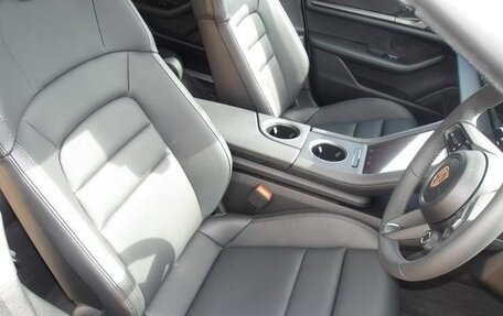 Porsche Taycan I, 2025 год, 11 284 169 рублей, 4 фотография