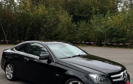 Mercedes-Benz C-Класс, 2012 год, 1 350 000 рублей, 1 фотография