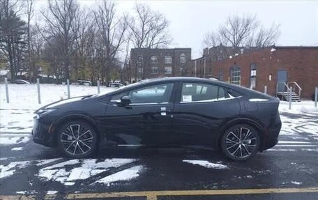 Toyota Prius IV XW50, 2025 год, 4 508 000 рублей, 7 фотография