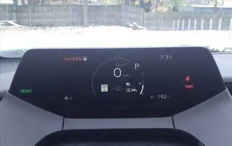 Toyota Prius IV XW50, 2025 год, 4 508 000 рублей, 13 фотография