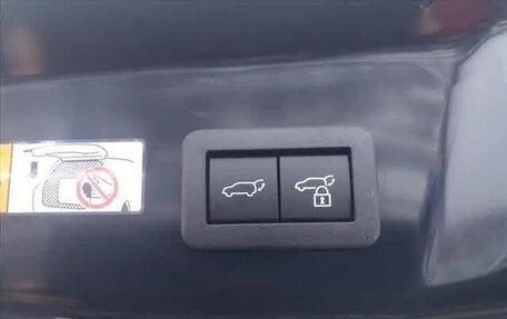 Toyota Prius IV XW50, 2025 год, 4 508 000 рублей, 10 фотография