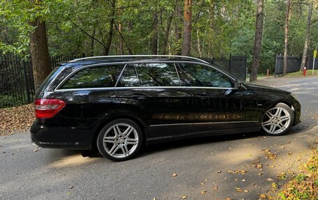 Mercedes-Benz E-Класс, 2011 год, 1 450 000 рублей, 9 фотография