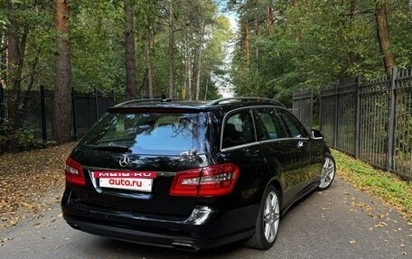 Mercedes-Benz E-Класс, 2011 год, 1 450 000 рублей, 6 фотография