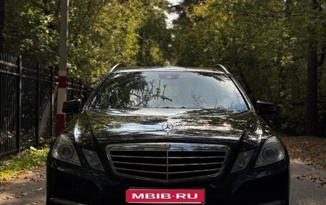 Mercedes-Benz E-Класс, 2011 год, 1 450 000 рублей, 10 фотография