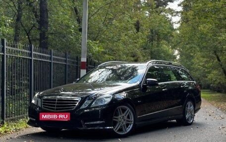 Mercedes-Benz E-Класс, 2011 год, 1 450 000 рублей, 3 фотография