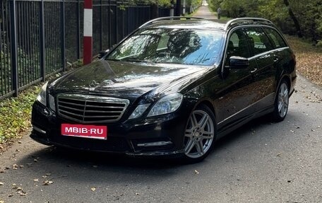 Mercedes-Benz E-Класс, 2011 год, 1 450 000 рублей, 1 фотография