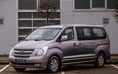 Hyundai Grand Starex Grand Starex I рестайлинг 2, 2011 год, 1 545 000 рублей, 1 фотография