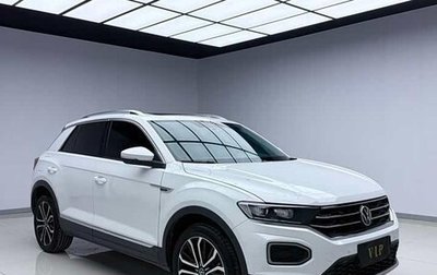 Volkswagen T-Roc I, 2022 год, 1 360 000 рублей, 1 фотография