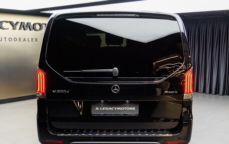 Mercedes-Benz V-Класс, 2025 год, 14 800 000 рублей, 4 фотография