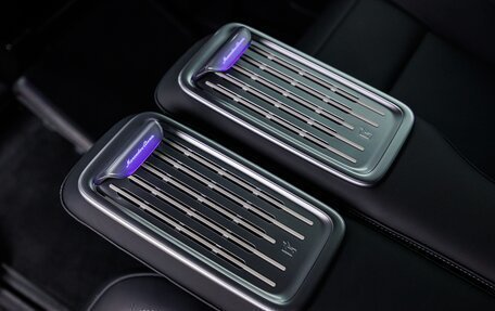 Mercedes-Benz V-Класс, 2025 год, 14 800 000 рублей, 28 фотография