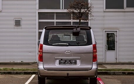 Hyundai Grand Starex Grand Starex I рестайлинг 2, 2011 год, 1 545 000 рублей, 5 фотография