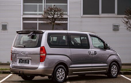 Hyundai Grand Starex Grand Starex I рестайлинг 2, 2011 год, 1 545 000 рублей, 6 фотография