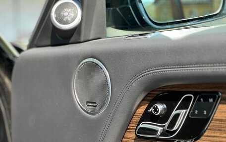 Land Rover Range Rover IV рестайлинг, 2018 год, 7 370 000 рублей, 14 фотография