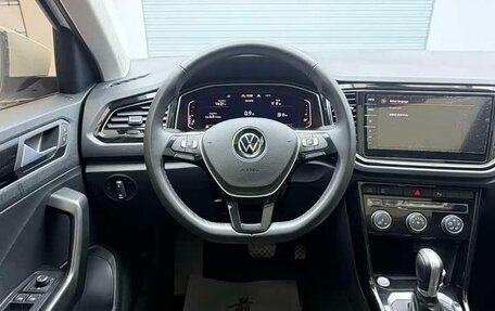 Volkswagen T-Roc I, 2022 год, 1 360 000 рублей, 9 фотография