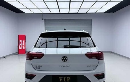 Volkswagen T-Roc I, 2022 год, 1 360 000 рублей, 5 фотография