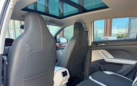 Volkswagen T-Cross I, 2022 год, 1 220 000 рублей, 13 фотография