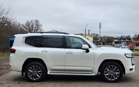 Toyota Land Cruiser, 2023 год, 12 600 000 рублей, 3 фотография