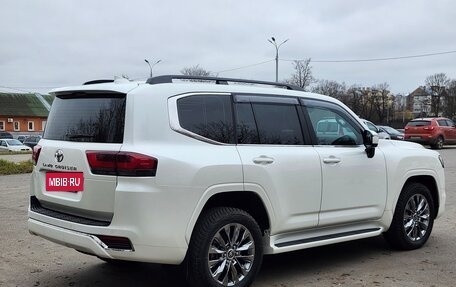 Toyota Land Cruiser, 2023 год, 12 600 000 рублей, 4 фотография