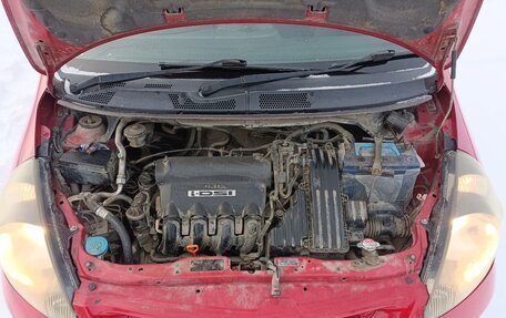 Honda Fit III, 2003 год, 250 000 рублей, 5 фотография