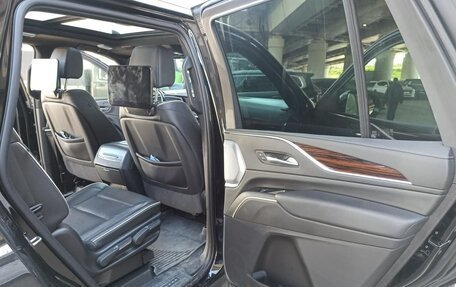 Cadillac Escalade V, 2022 год, 11 950 000 рублей, 6 фотография