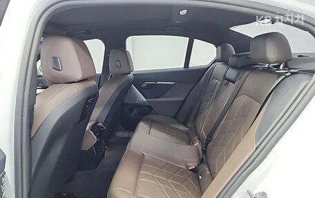 BMW 5 серия, 2024 год, 5 988 123 рублей, 8 фотография